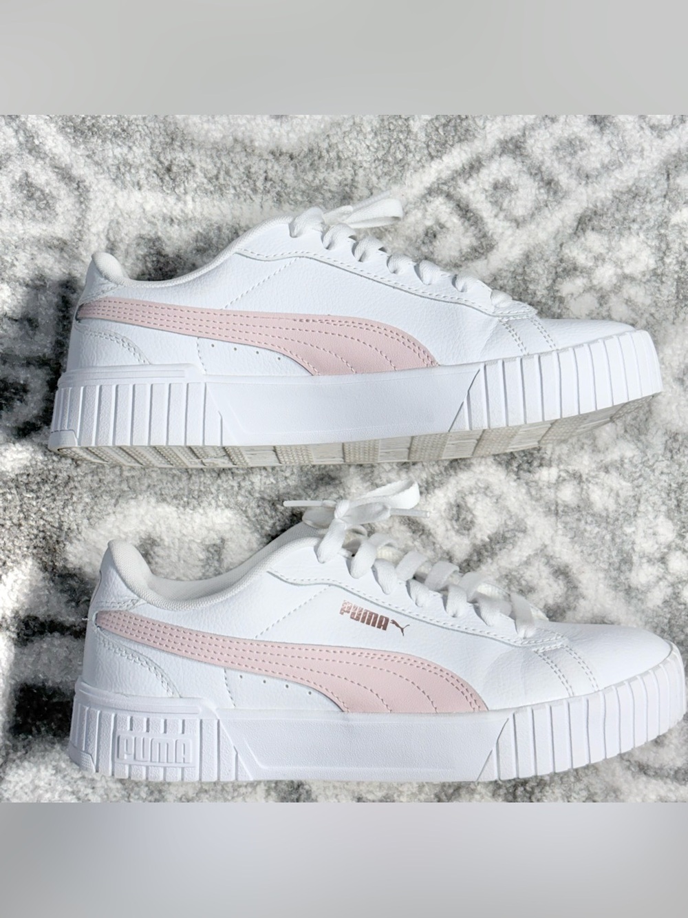 PUMA Carina Crew Women's Pink & White Sneaker women’s size 8 - (run small)